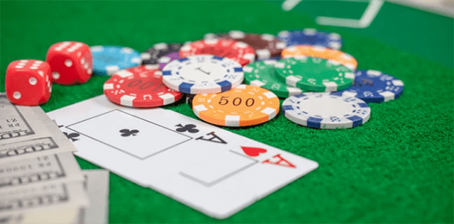 Tại sao bạn nên bảo vệ vị trí mù lớn trong Poker?