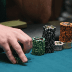 Cách để bạn chơi Poker giỏi như các tay chơi chuyên nghiệp