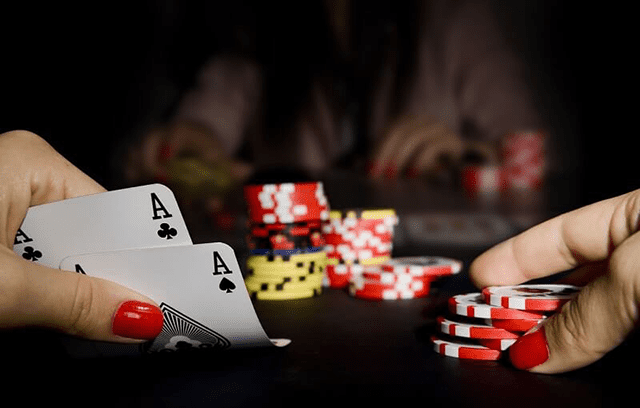 Phổ cập cấp tốc cách chơi game bài Poker một cách chi tiết nhất