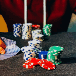 Trang bị những kỹ năng cần thiết khi chơi Poker?