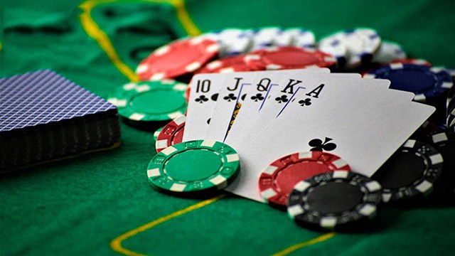 Những kinh nghiệm giúp người chơi nắm bắt tốt cơ hội trong Poker