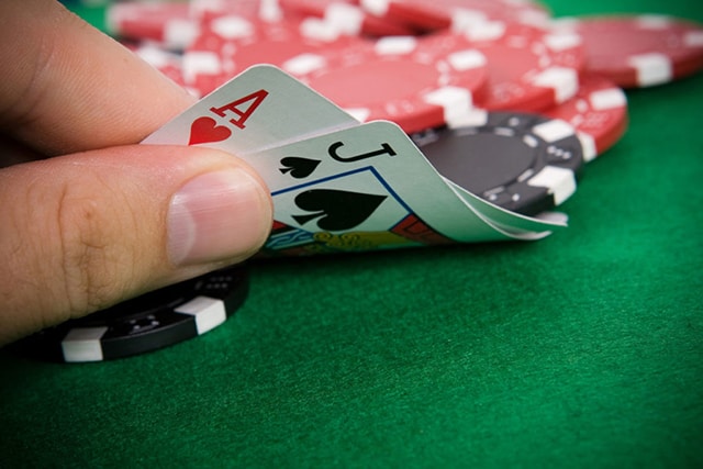 Blackjack và bí kíp giúp bạn đánh bại nhà cái liên tiếp để thắng lớn