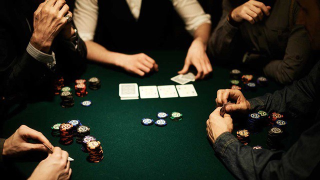 Những bí quyết siêu đặc biệt giúp bạn thành công khi đánh bài Poker